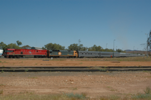 The Ghan am Bahnhof von Alice Springs